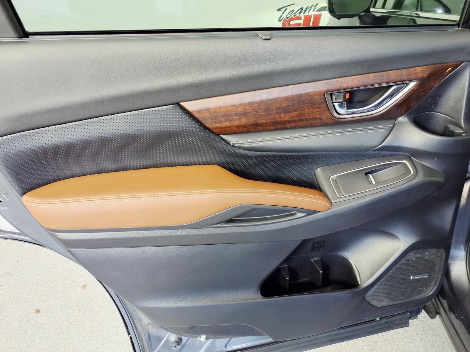 Used 2023 Subaru Ascent Touring image 8