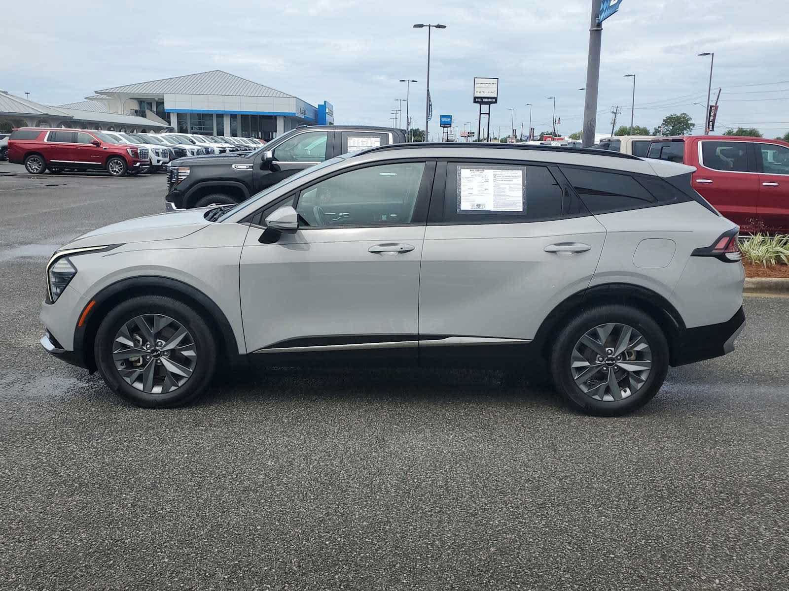 Used 2024 Kia Sportage SX FWD image 2