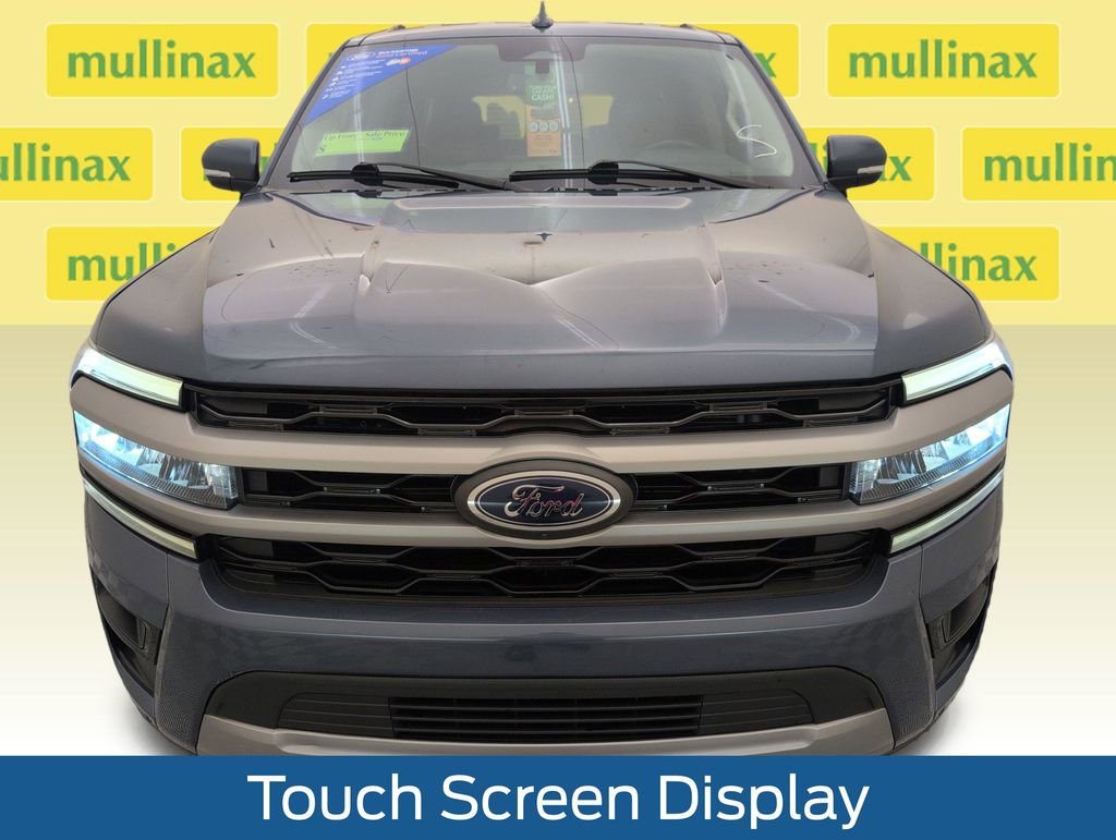 Used 2023 Ford Expedition XLT image 14
