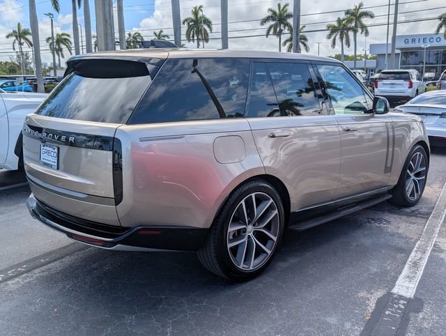 Used 2024 Land Rover Range Rover SE AWD/4WD image 7