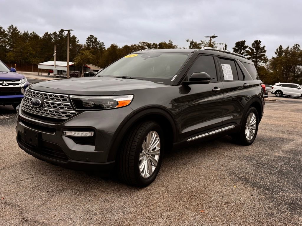 Used 2020 Ford Explorer Limited w/ Class III Trailer Tow Package image 3