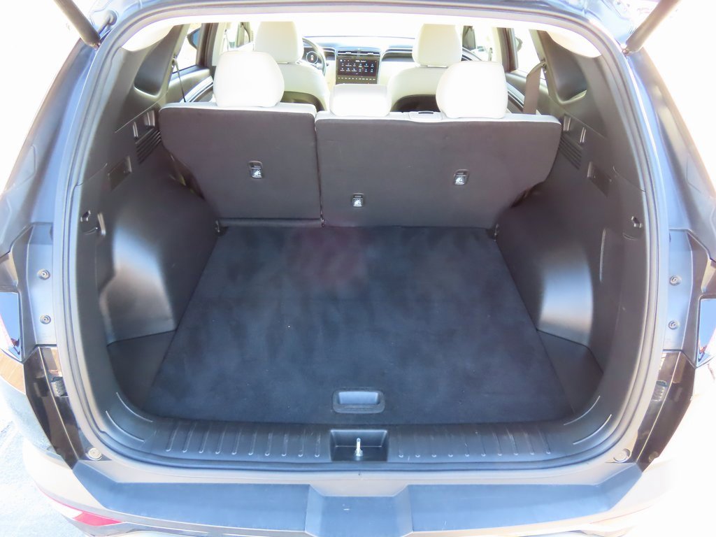 Used 2023 Hyundai Tucson Limited image 16