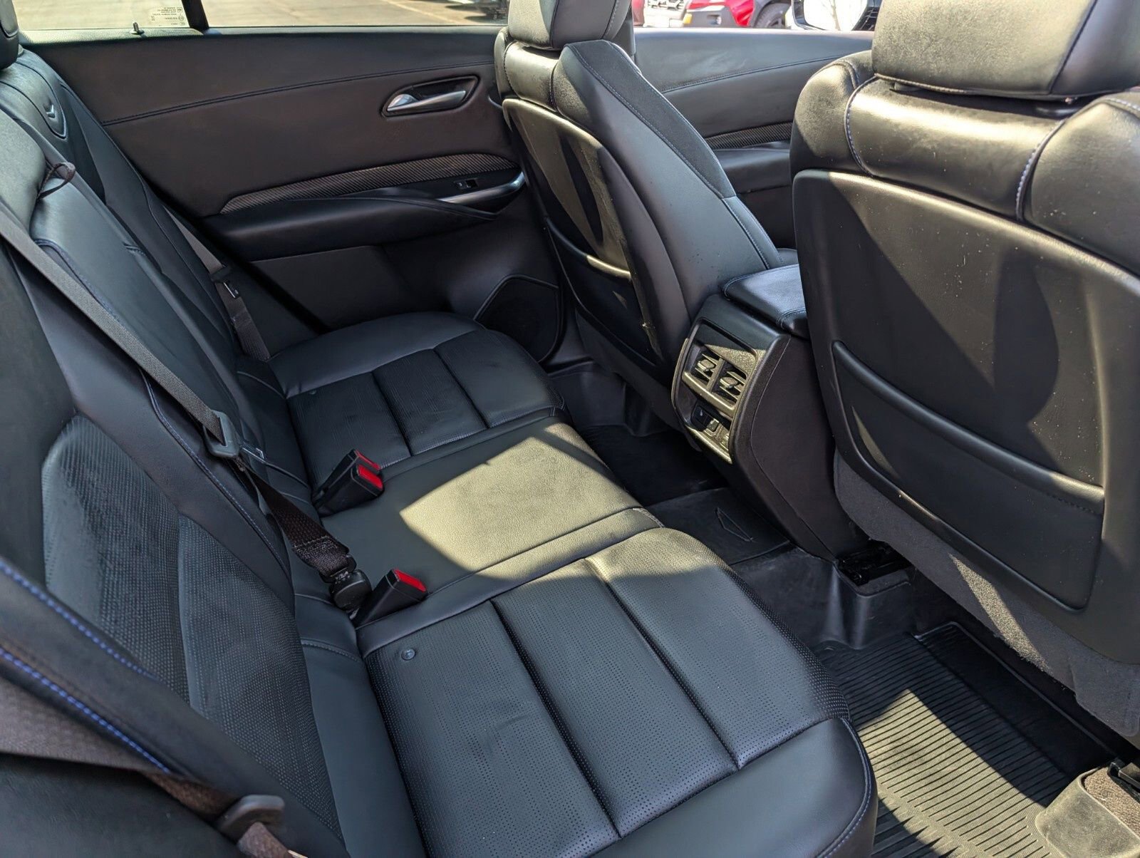 Certified 2024 Cadillac XT4 Sport image 29