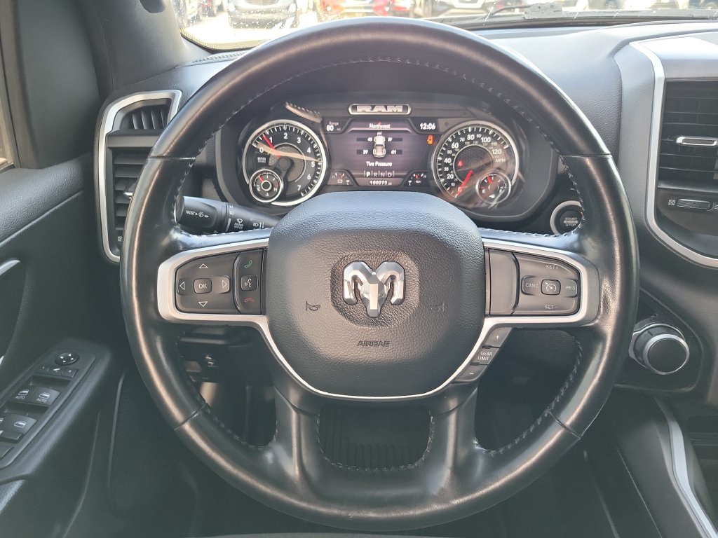 Used 2022 RAM 1500 Big Horn AWD/4WD image 35