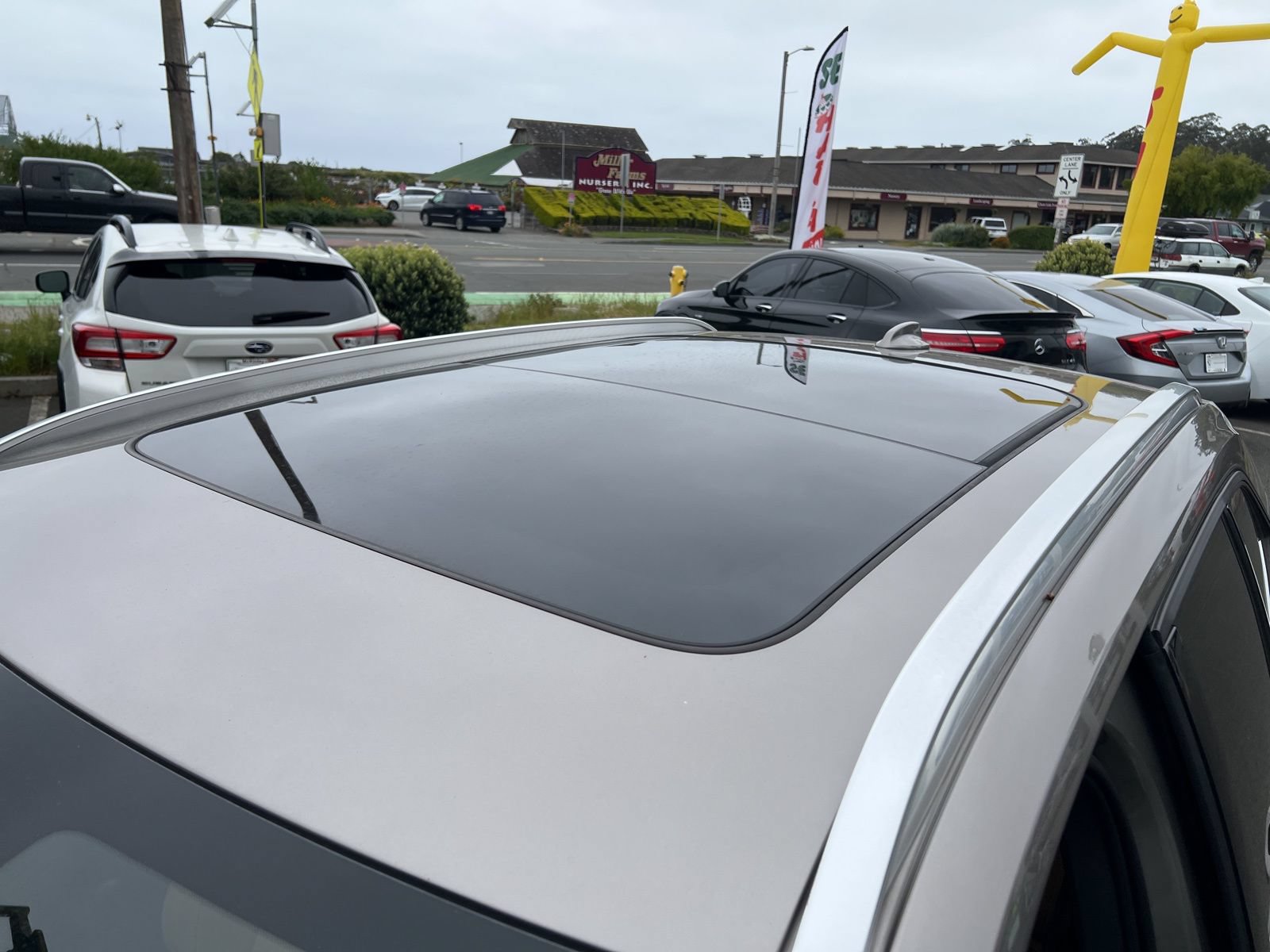 Used 2021 Volvo XC40 T4 Inscription FWD image 8