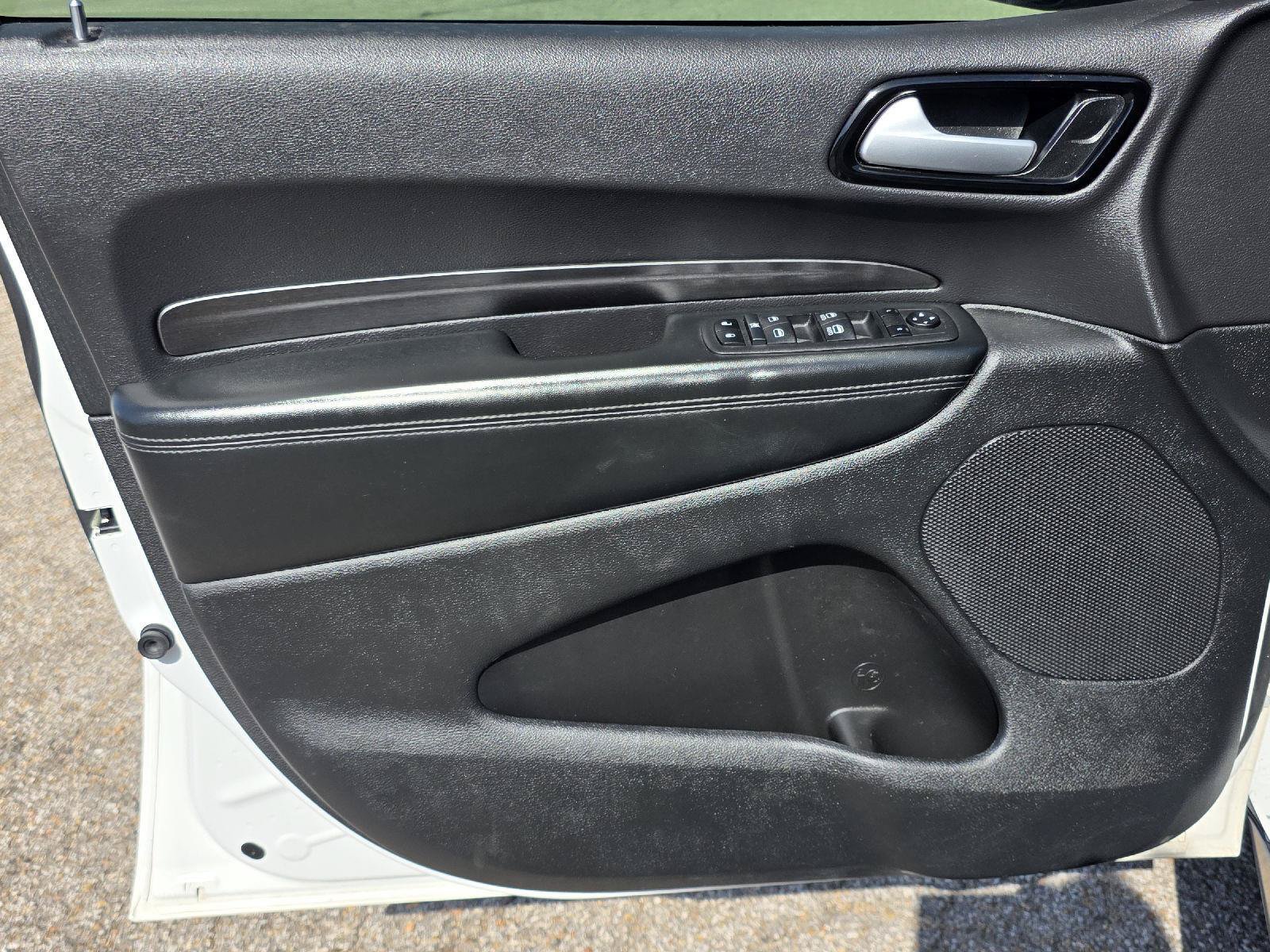 Used 2023 Dodge Durango SXT RWD image 34