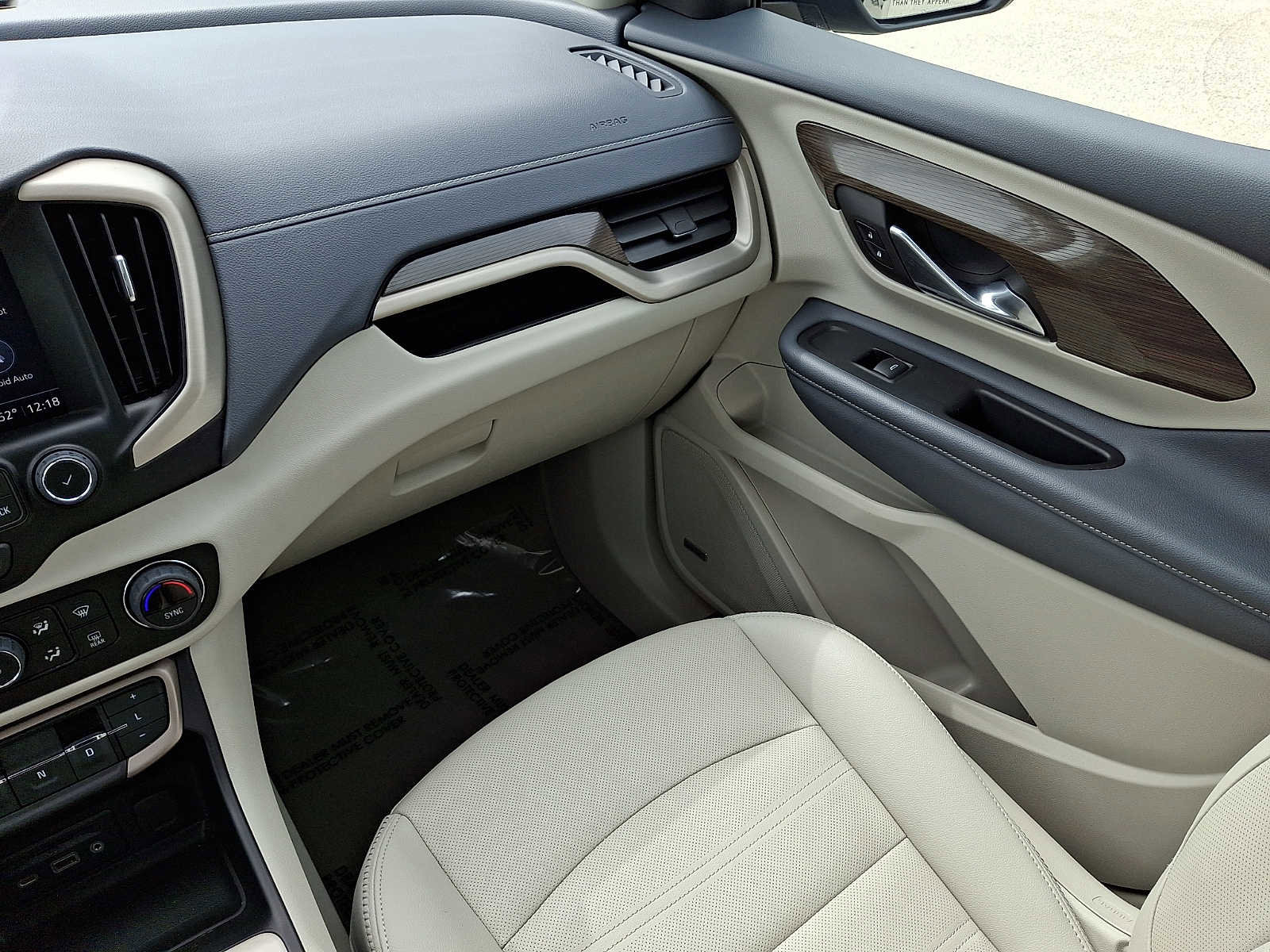 Used 2023 GMC Terrain Denali w/ Denali Premium Package image 21