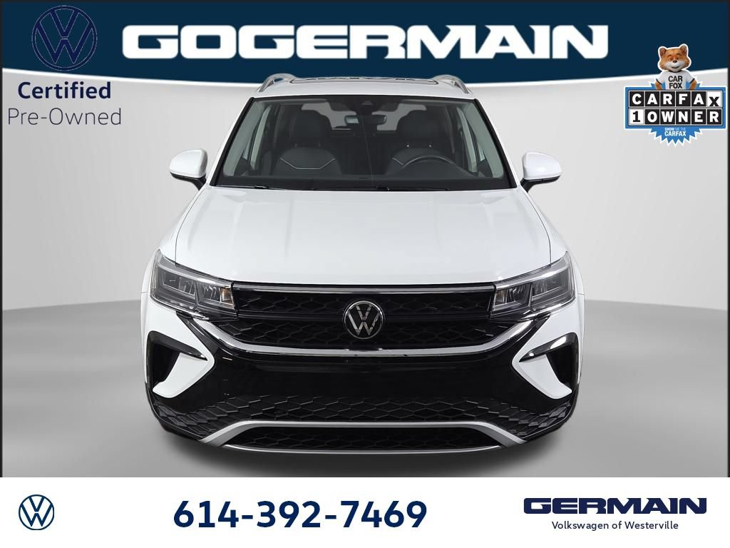 Certified 2023 Volkswagen Taos SE w/ Panoramic Sunroof Package FWD image 2