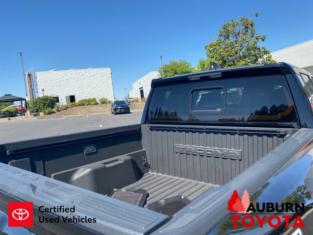 Certified 2025 Toyota Tacoma TRD Sport w/ TRD Sport Upgrade Package AWD/4WD image 11