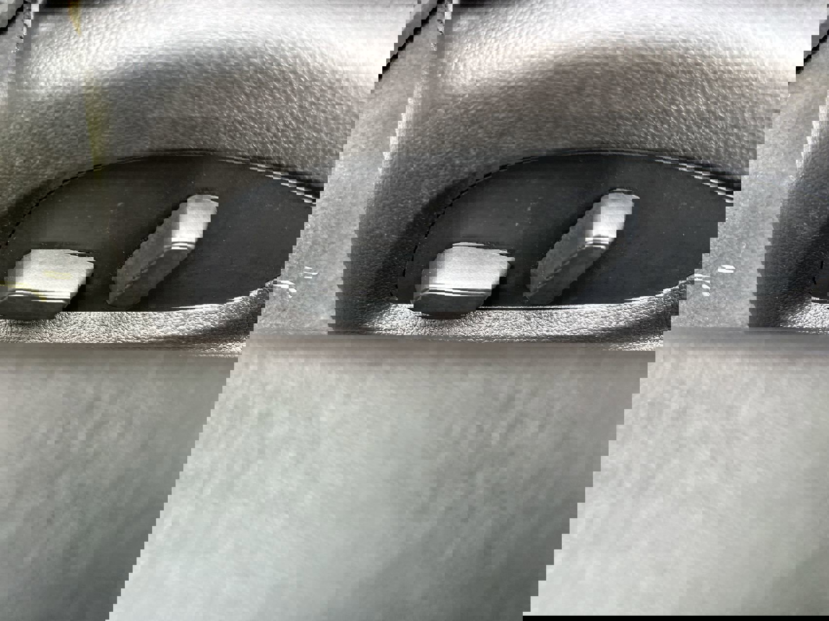 Used 2022 Chevrolet Camaro LT image 12