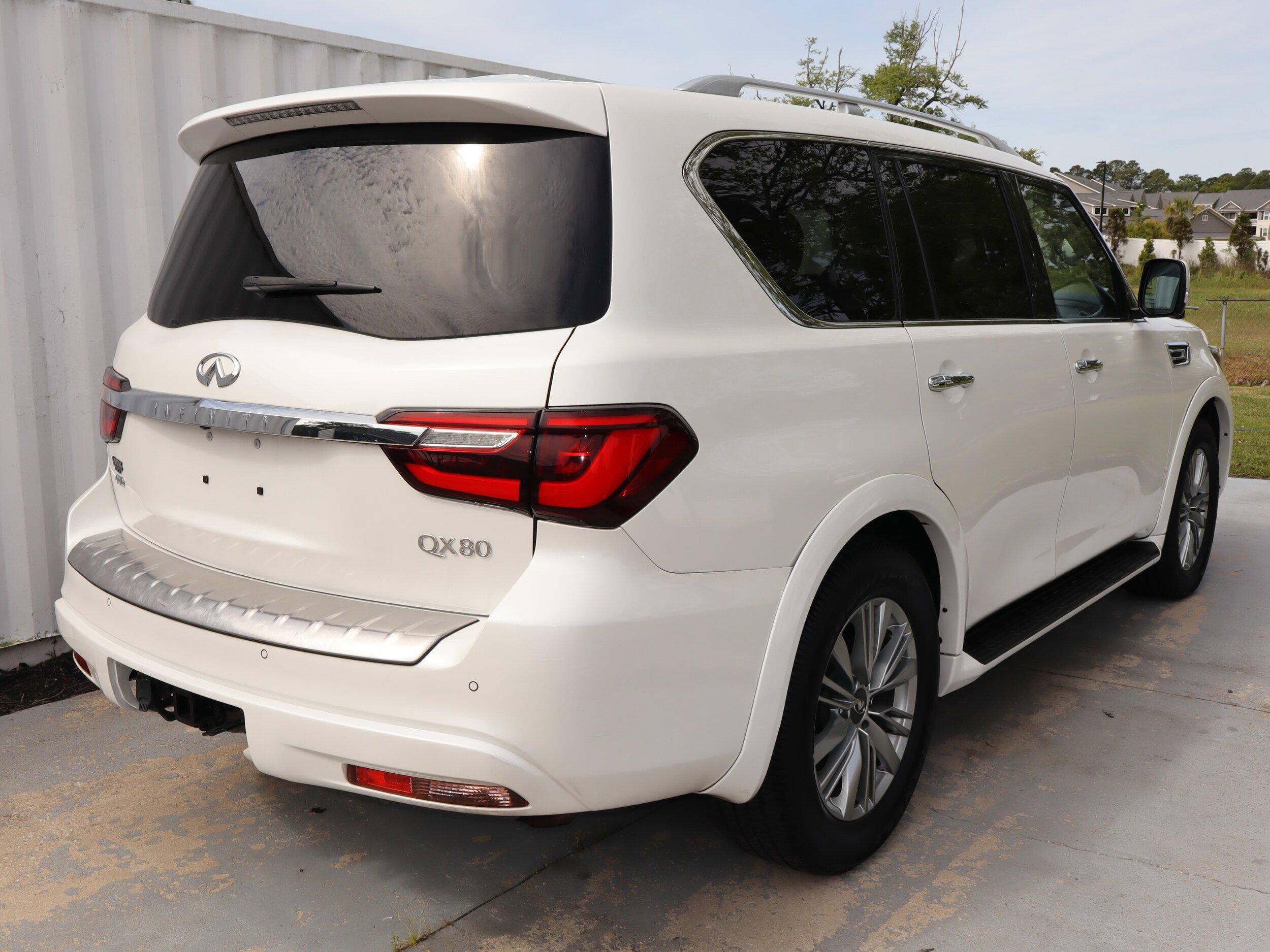 Used 2021 INFINITI QX80 Luxe AWD/4WD image 10