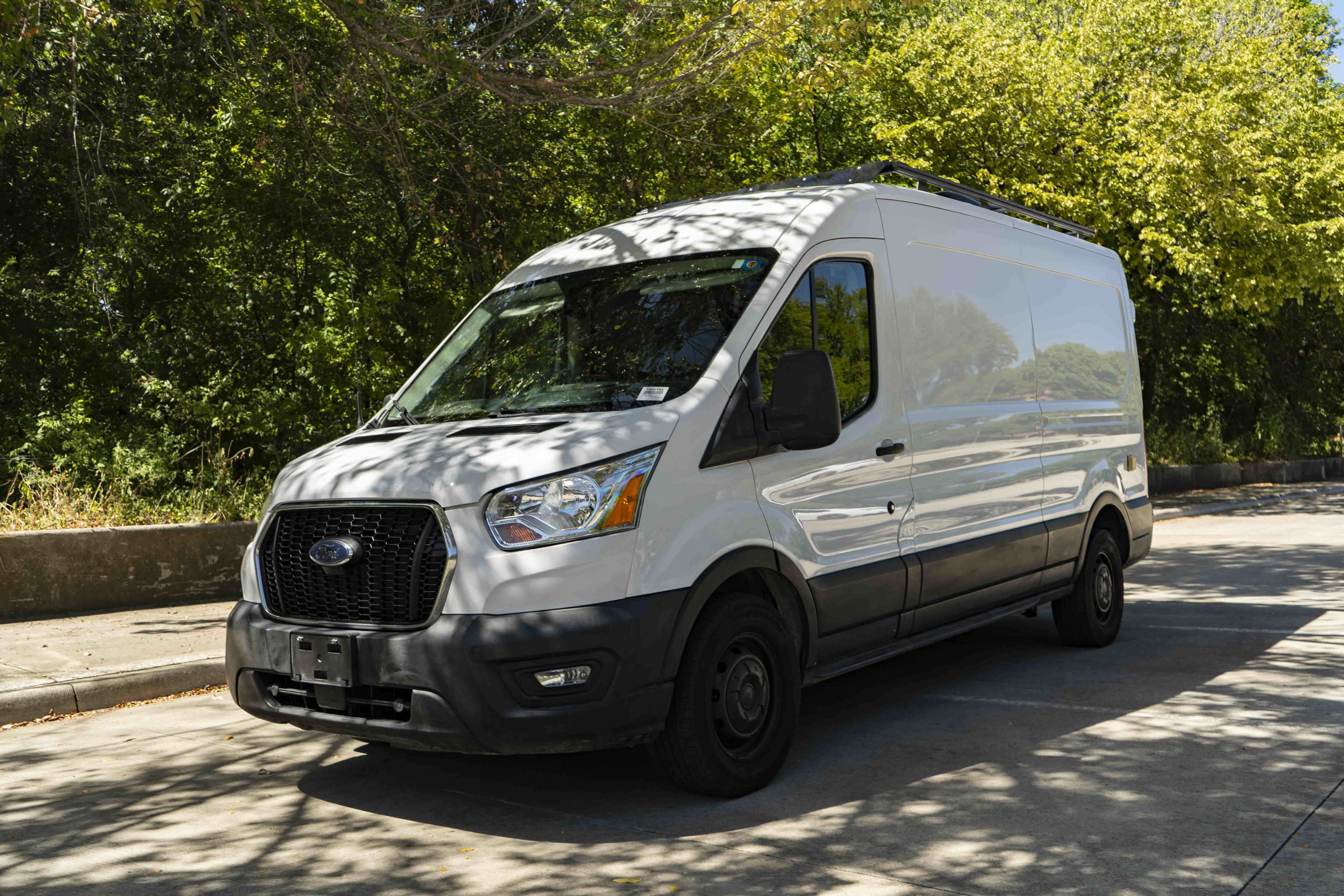 Used 2021 Ford Transit 250 Medium Roof RWD image 5