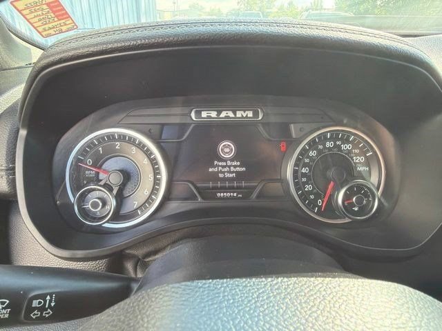 Used 2022 RAM 1500 Laramie w/ Sport Appearance Package AWD/4WD image 15