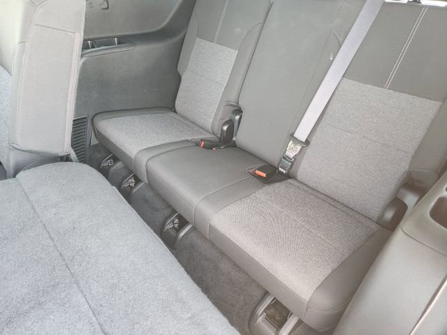 Used 2025 GMC Acadia Elevation image 30