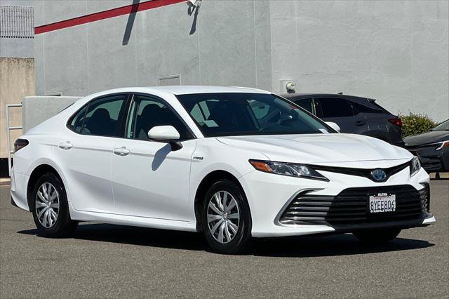 Certified 2021 Toyota Camry LE FWD image 5