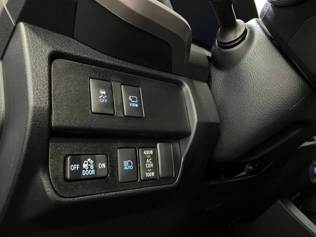 Used 2022 Toyota Tacoma Limited w/ Black Out Package (TMS) AWD/4WD image 23