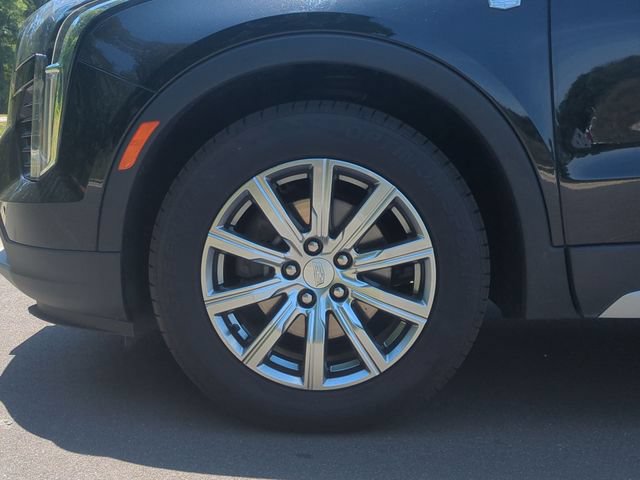 Used 2022 Cadillac XT4 Premium Luxury w/ Safety Alert Package AWD/4WD image 19