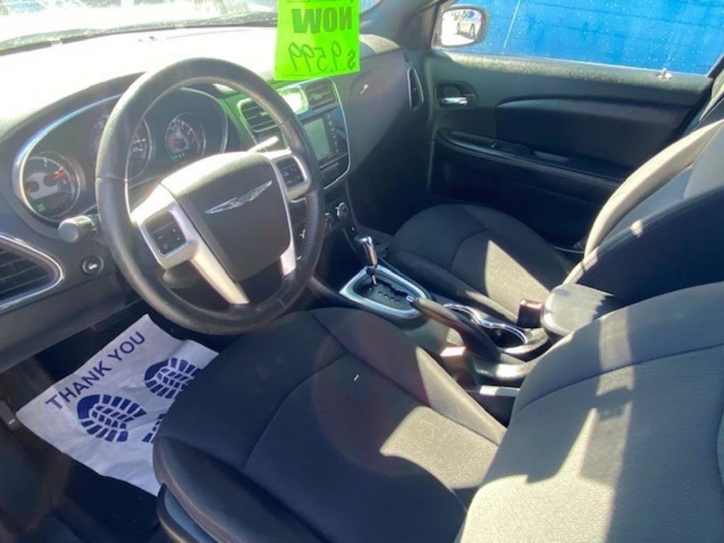 Used 2013 Chrysler 200 Touring image 6