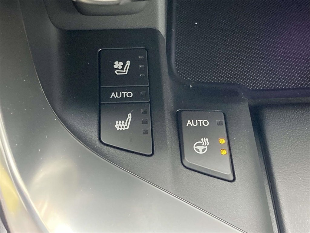 New 2025 Lexus LX 700h Luxury image 15