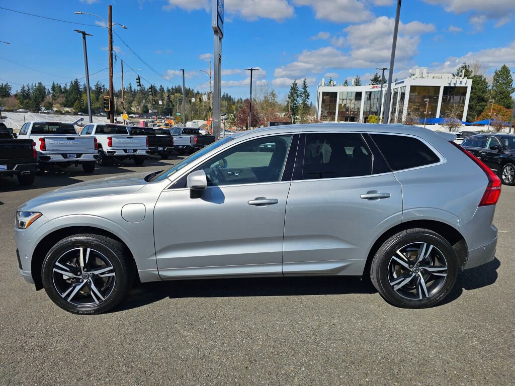 Used 2018 Volvo XC60 T8 R-Design w/ Convenience Package image 8