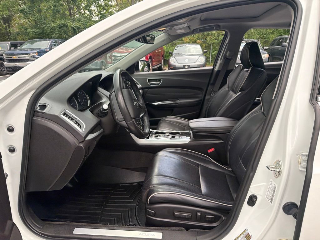 Used 2018 Acura TLX w/ Technology Package FWD image 15