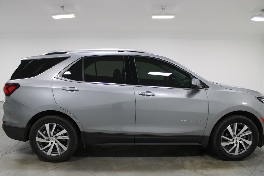 Used 2023 Chevrolet Equinox Premier FWD image 11