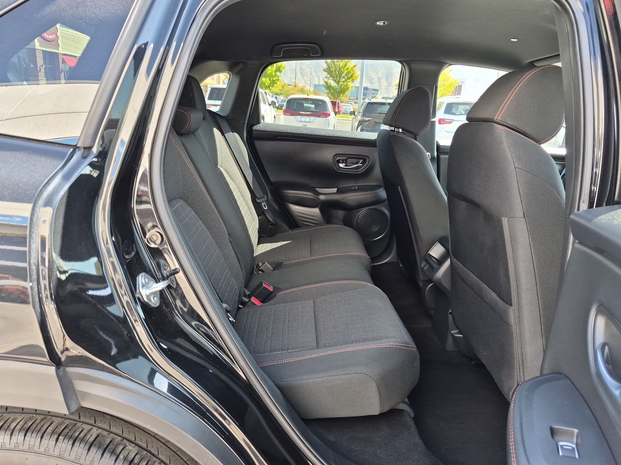 Used 2025 Honda HR-V Sport image 32