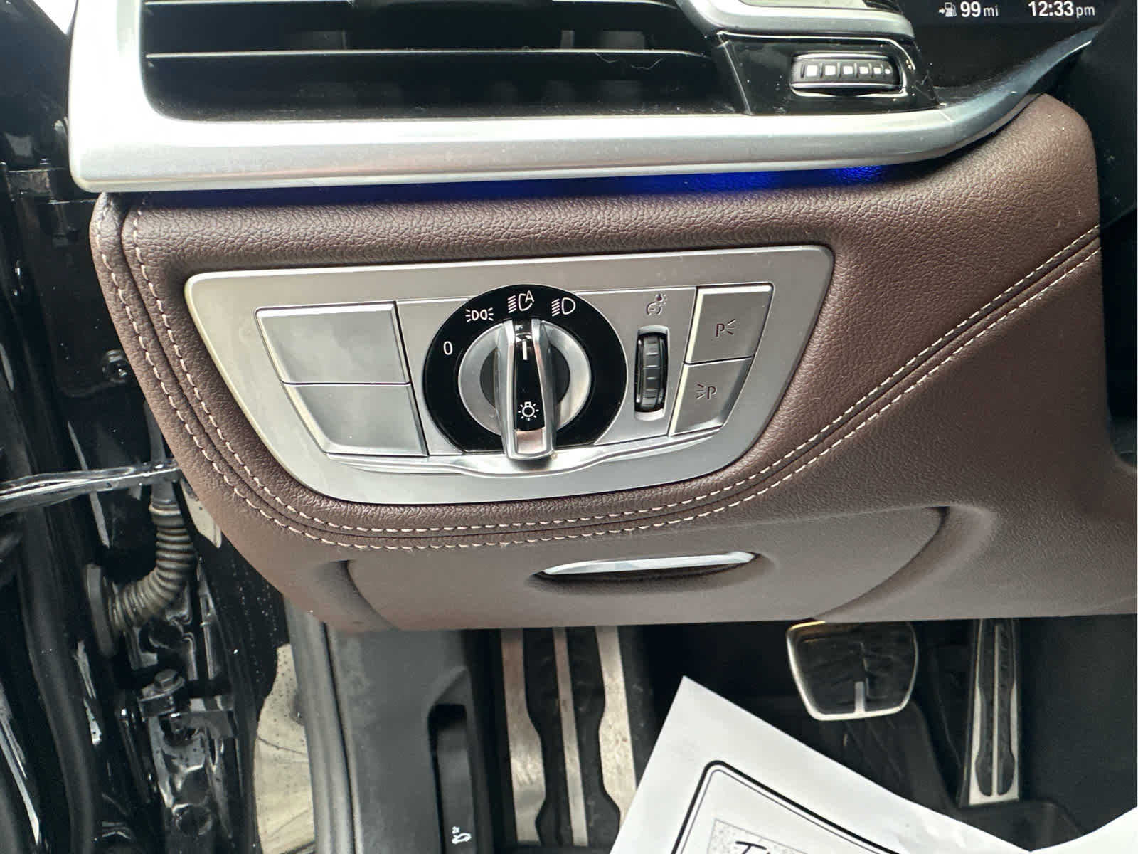 Used 2022 BMW 750i xDrive image 24