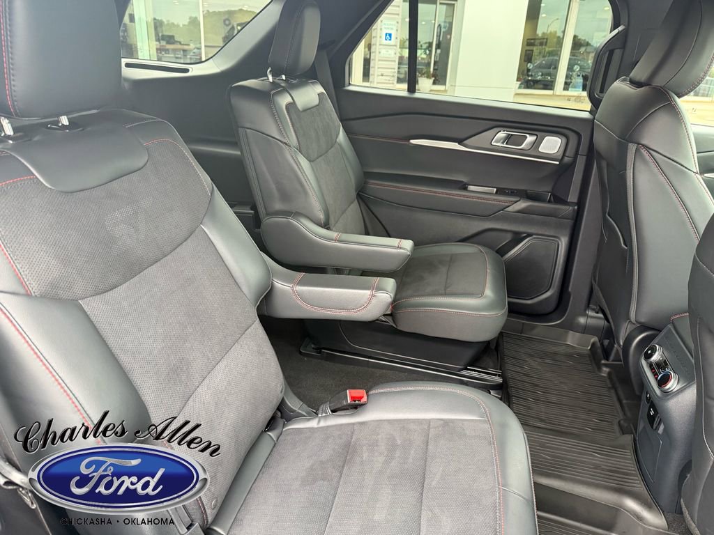 Used 2025 Ford Explorer ST w/ Sun And Sound Package AWD/4WD image 14
