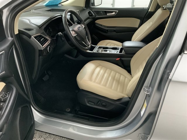 Used 2024 Ford Edge SEL image 16
