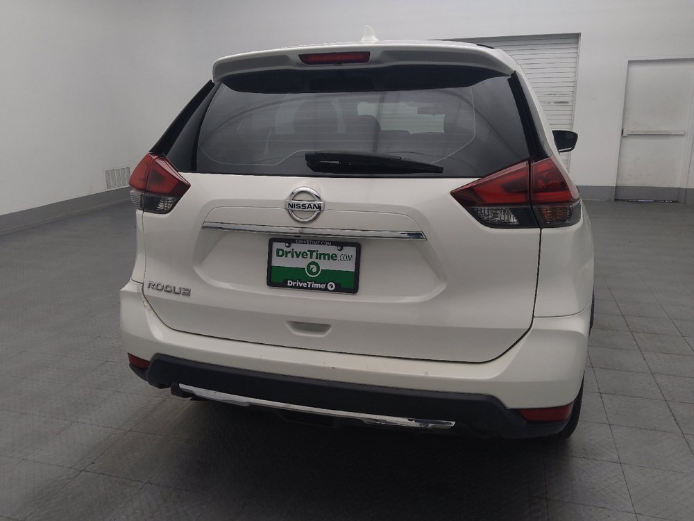 Used 2019 Nissan Rogue S FWD image 7