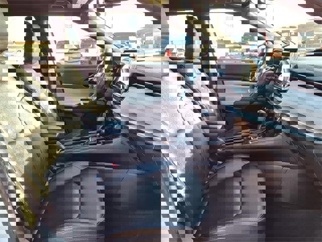 Used 2024 Jeep Compass Limited image 15