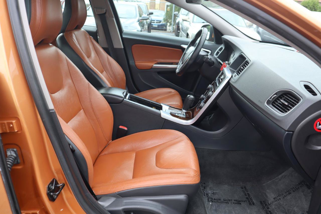 Used 2012 Volvo S60 T5 FWD image 9