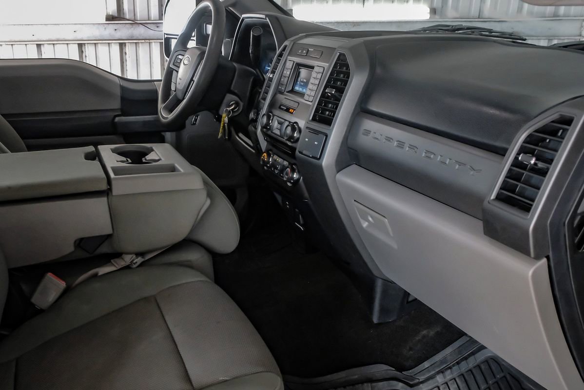 Used 2018 Ford F250 XL w/ STX Appearance Package AWD/4WD image 12