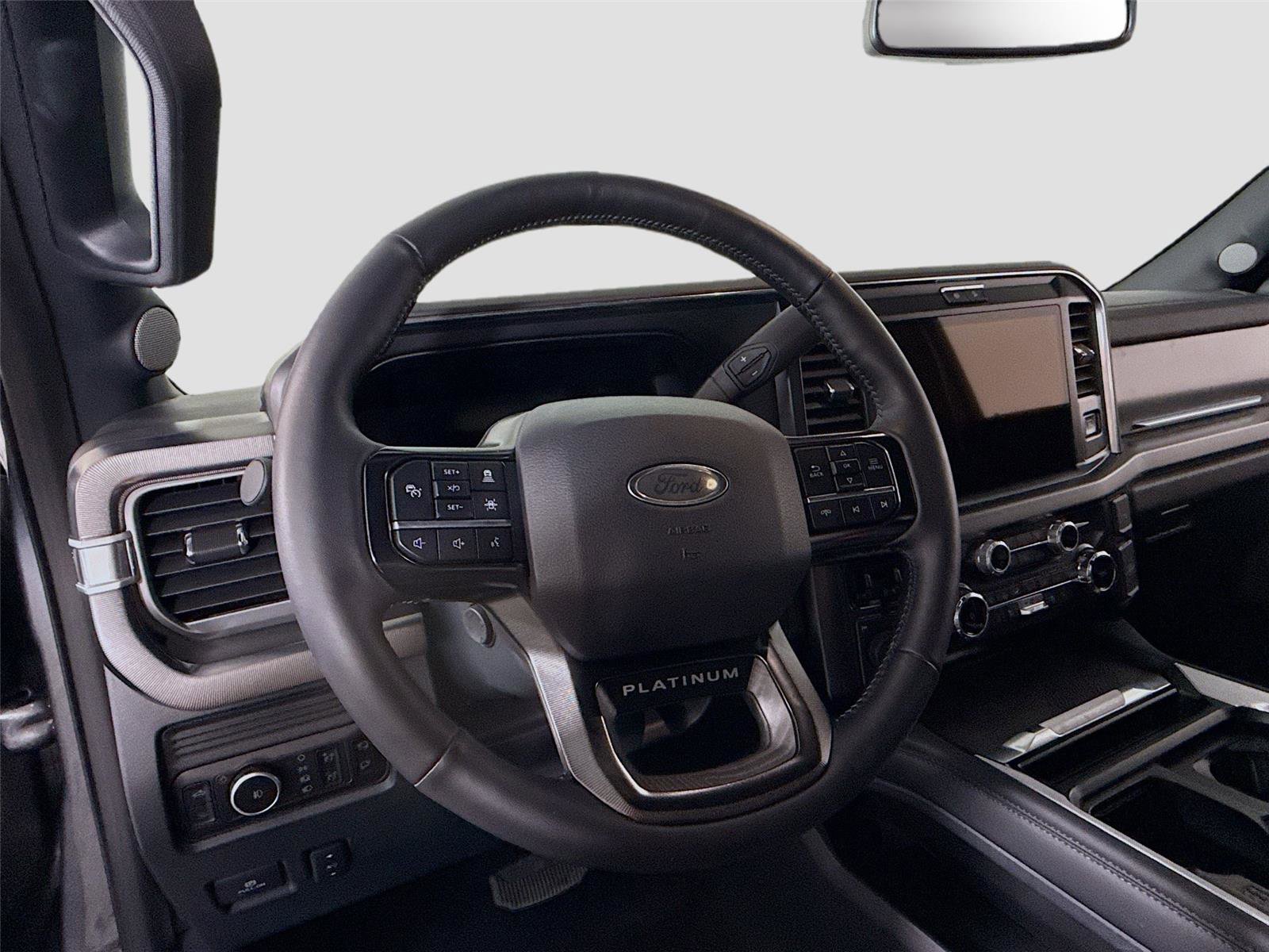 Used 2025 Ford F450 Platinum w/ FX4 Off-Road Package AWD/4WD image 5