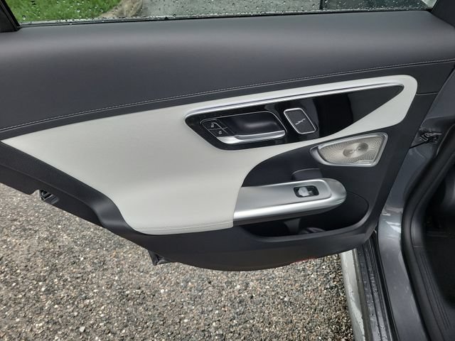 Used 2024 Mercedes-Benz C 300 Sedan image 15