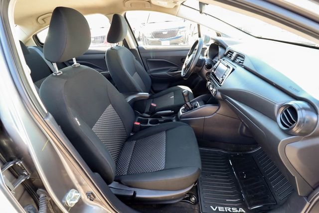 Used 2024 Nissan Versa S image 40
