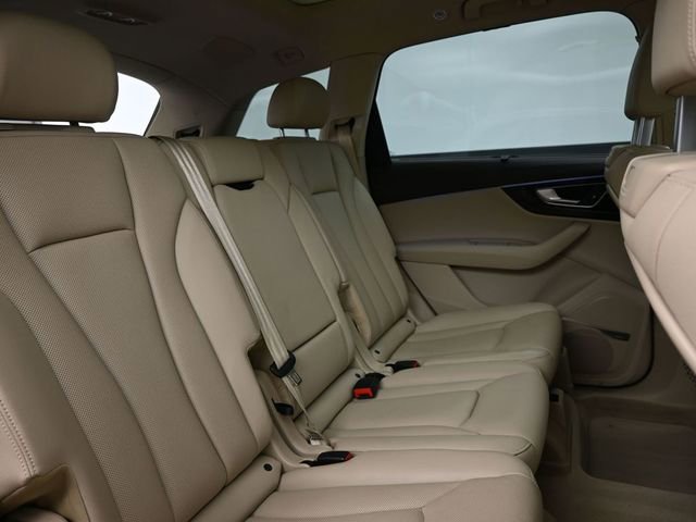Used 2018 Audi Q7 3.0T Prestige w/ Prestige Package image 29