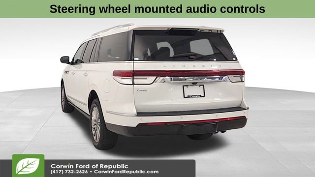 Used 2024 Lincoln Navigator L Premiere image 7