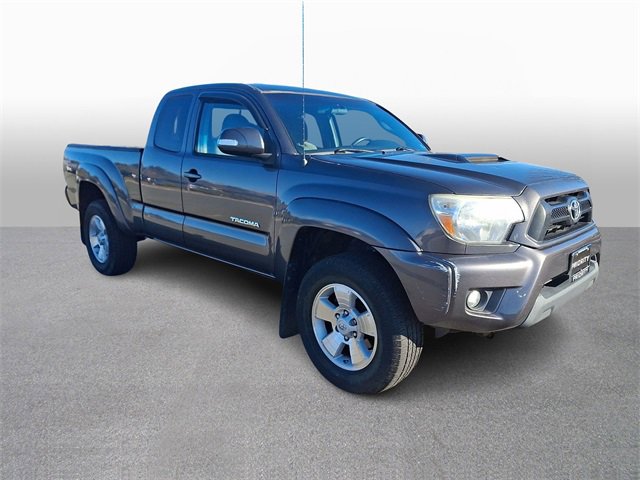 Used 2015 Toyota Tacoma PreRunner w/ TRD Sport Package image 3