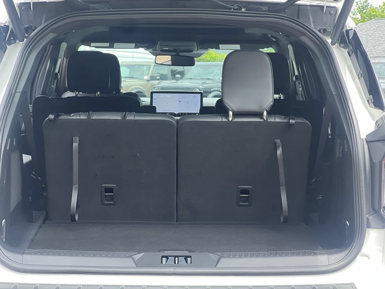 New 2026 Ford Explorer ST-Line w/ ST-Line Street Pack AWD/4WD image 21