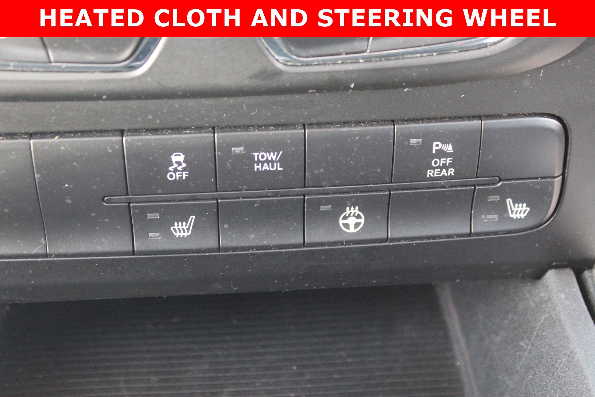 Used 2020 RAM 1500 Classic SLT w/ Luxury Group RWD image 24