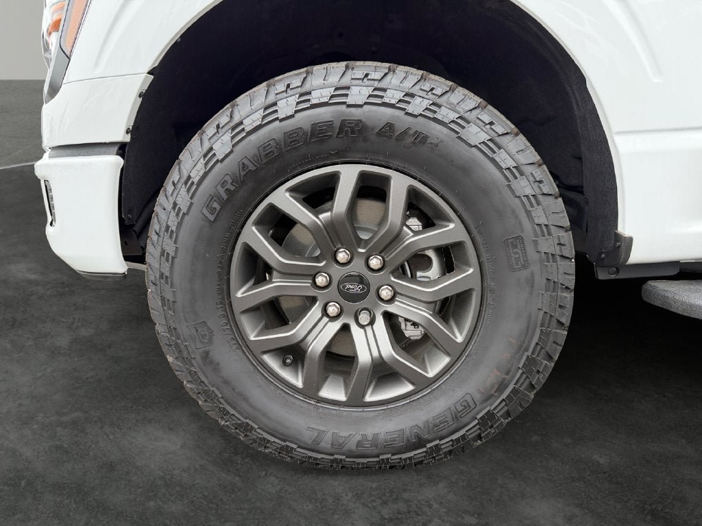 Used 2026 Ford F150 Tremor w/ Equipment Group 402B MID AWD/4WD image 4