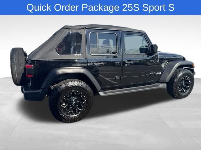 Used 2021 Jeep Wrangler Unlimited Sport AWD/4WD image 3