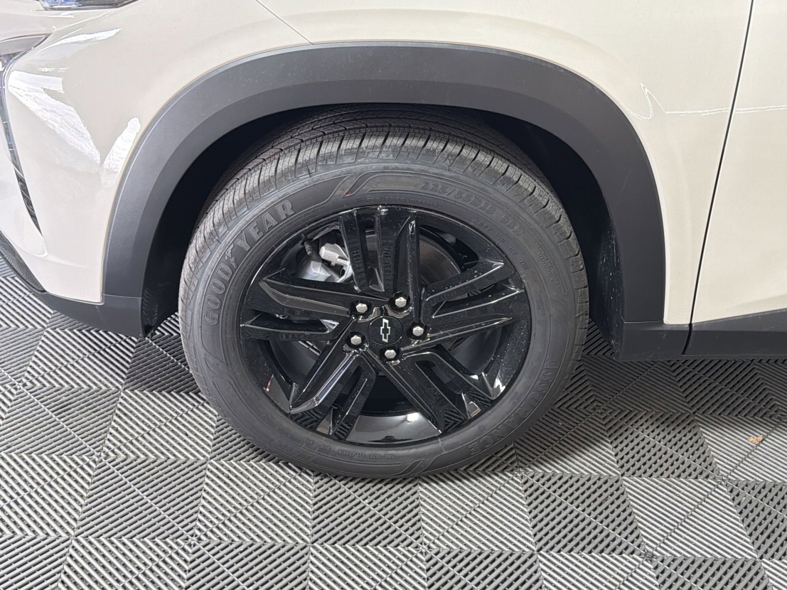 New 2026 Chevrolet Trax ACTIV w/ Sunroof Package image 12