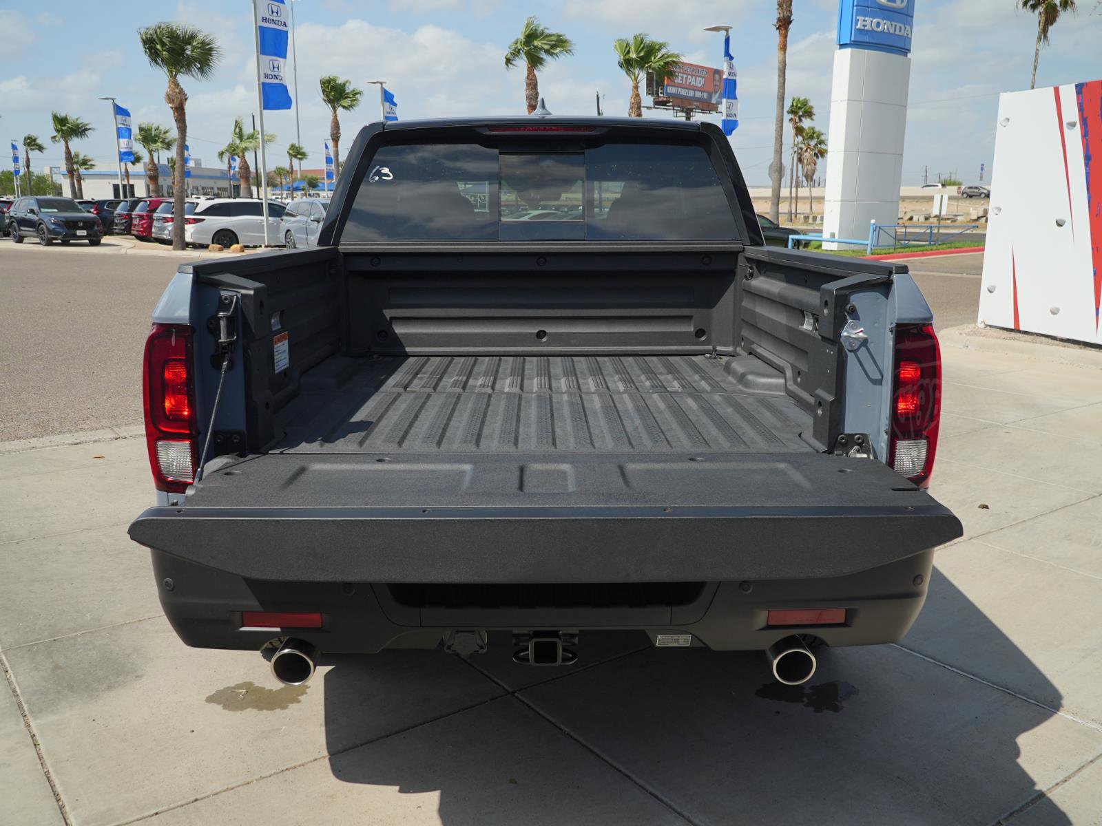 New 2026 Honda Ridgeline Black Edition image 7