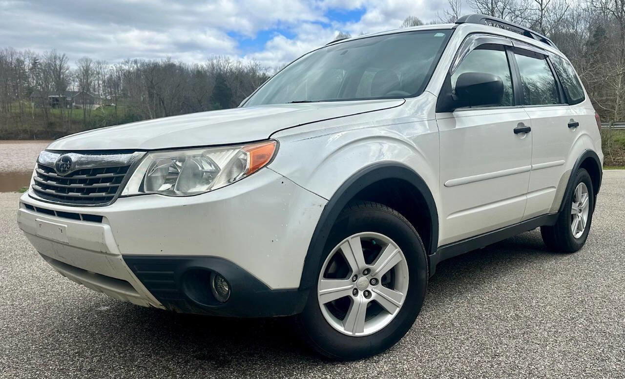 Used 2012 Subaru Forester 2.5X w/ Alloy Wheel Pkg image 2