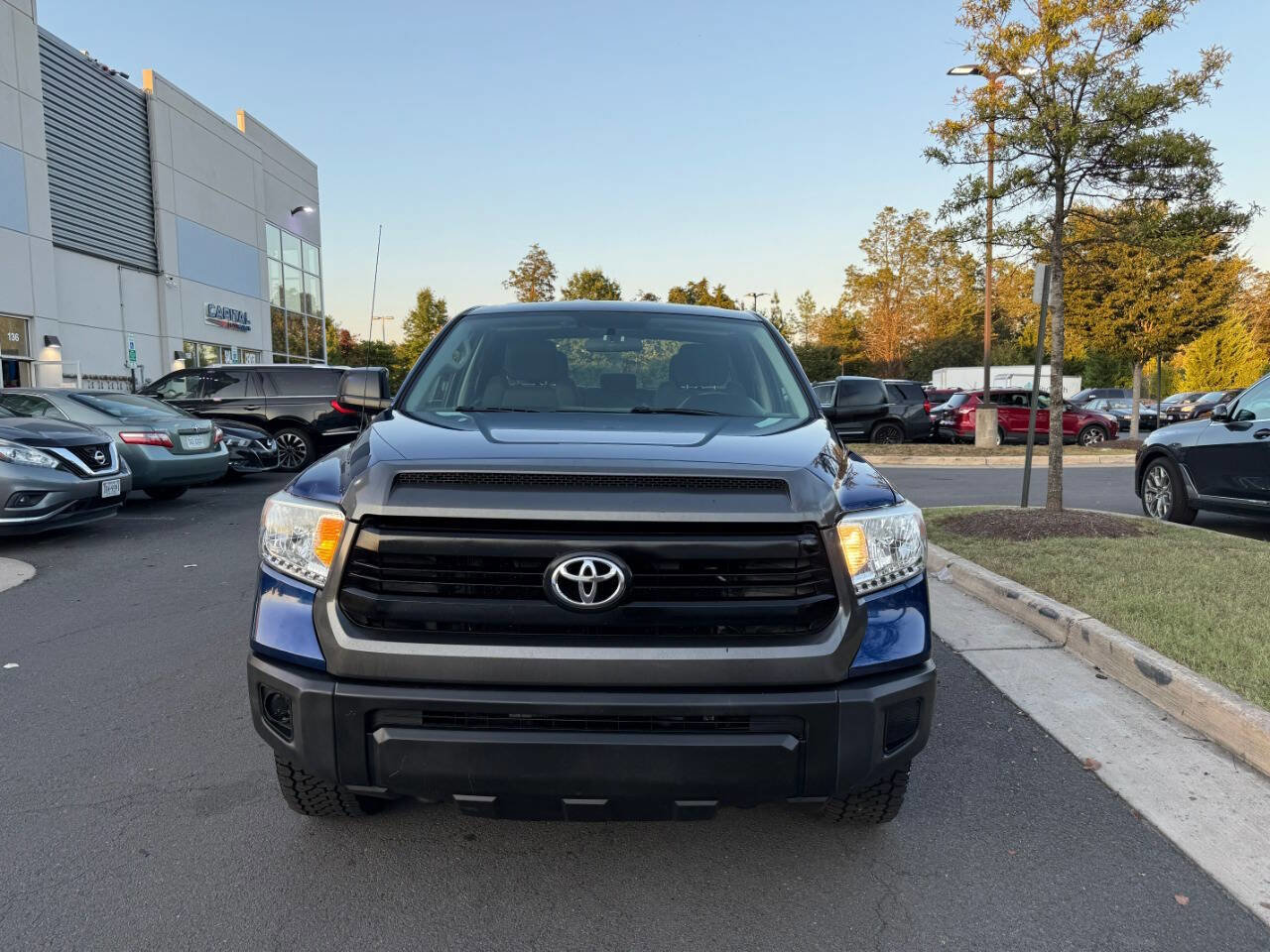 Used 2015 Toyota Tundra SR image 3