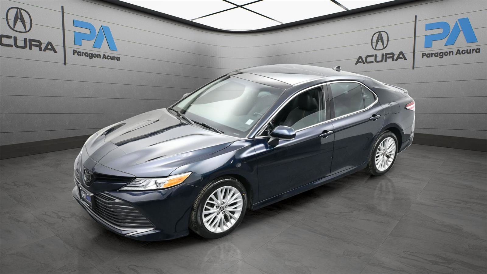 Used 2020 Toyota Camry XLE image 35