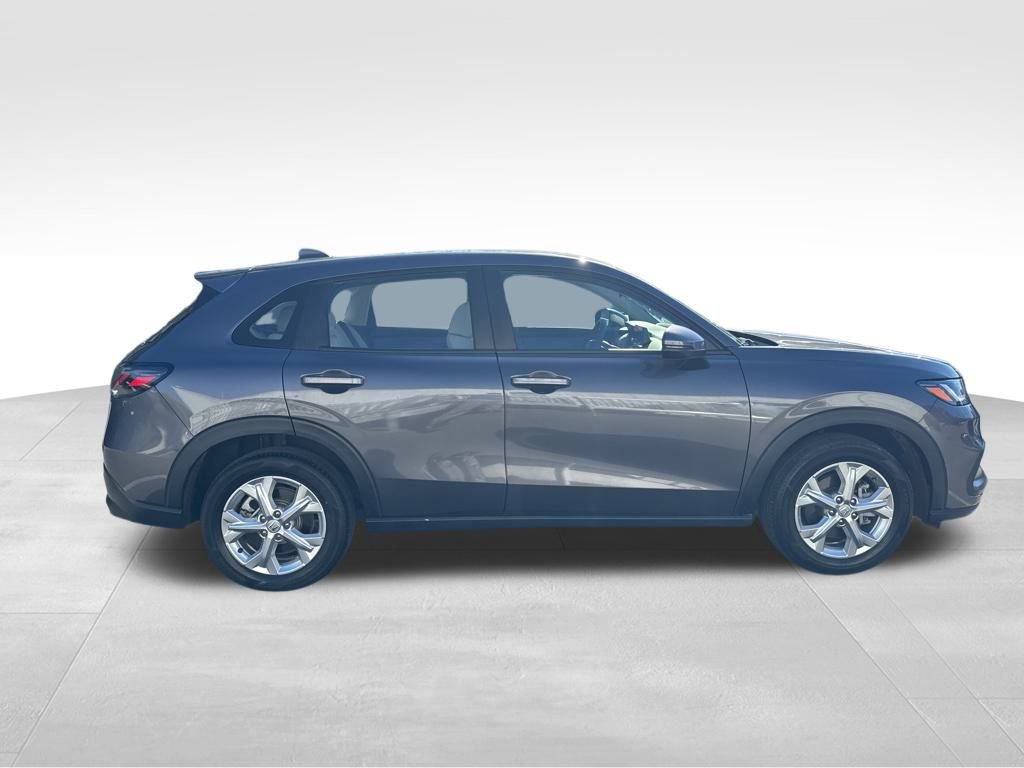Used 2023 Honda HR-V LX image 7